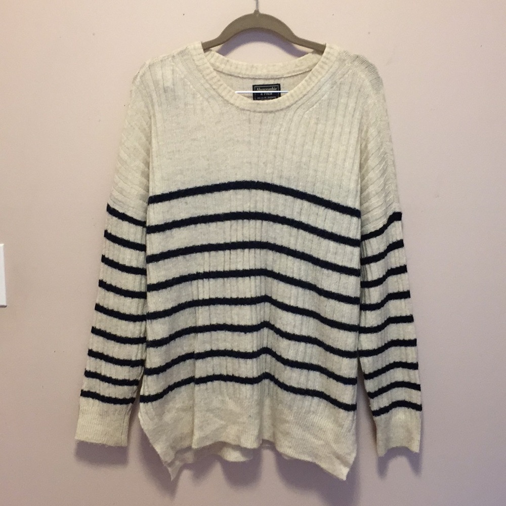 Abercrombie and Fitch knit sweater